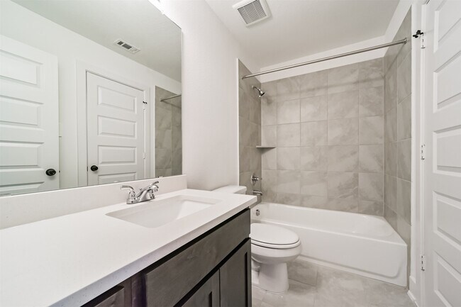 Building Photo - 17794 Misty Brk Ln