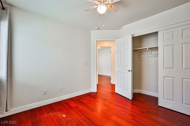 Building Photo - 5871 Salmon Falls St