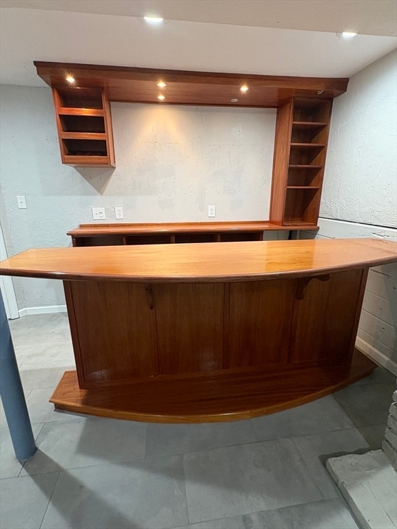 Building Photo - 453 Turnpike St