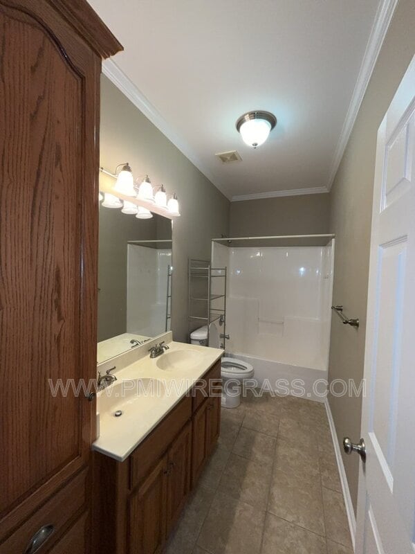 Building Photo - 249 Windsor Garden Dr
