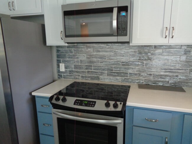 Building Photo - 1364 Northern Heights Loop NE