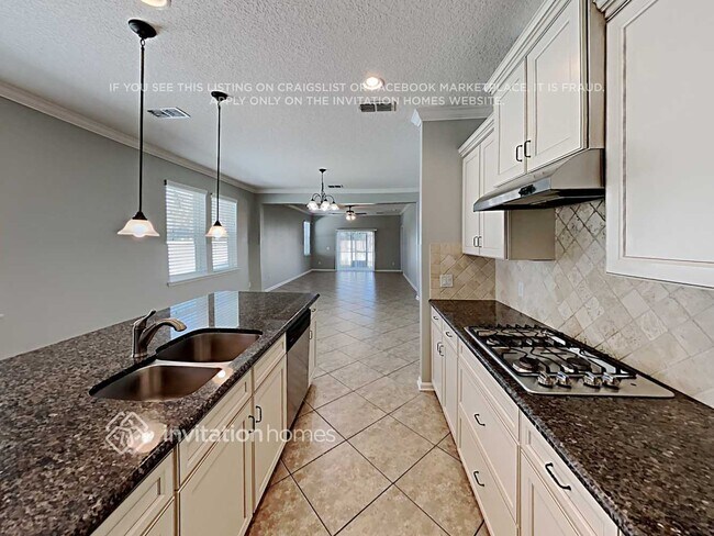 Building Photo - 175 Woodland Greens Drive