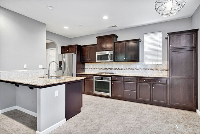 Building Photo - 1446 Sundial Way