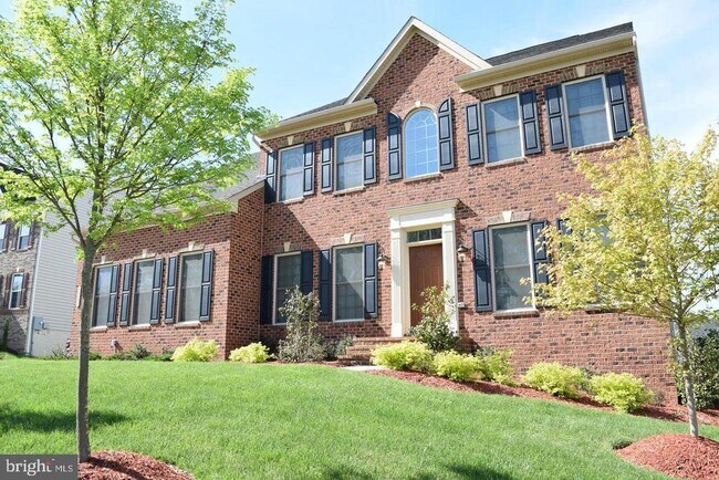 Primary Photo - 42159 Tecumseh Hills Dr