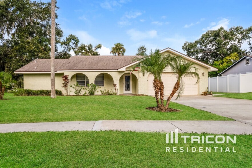 Primary Photo - 361 Sagewood Dr
