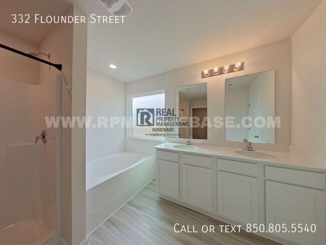 Building Photo - 332 Flounder St