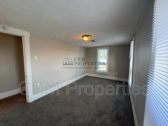 Building Photo - 409 W Morgan St