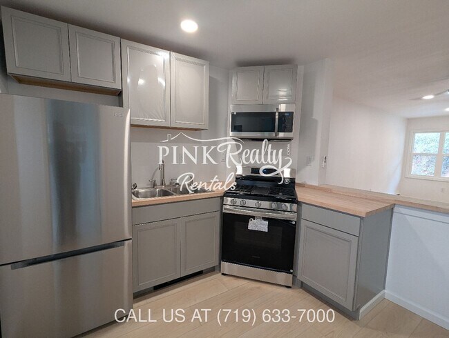 Building Photo - 120 Lafayette Rd