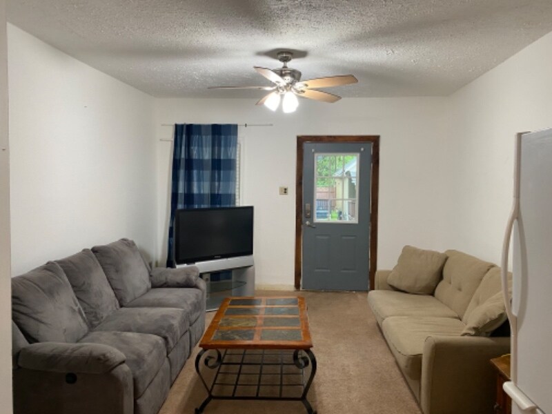 Building Photo - 59 Rogge St