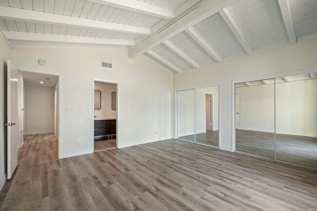 Building Photo - 845 2nd St