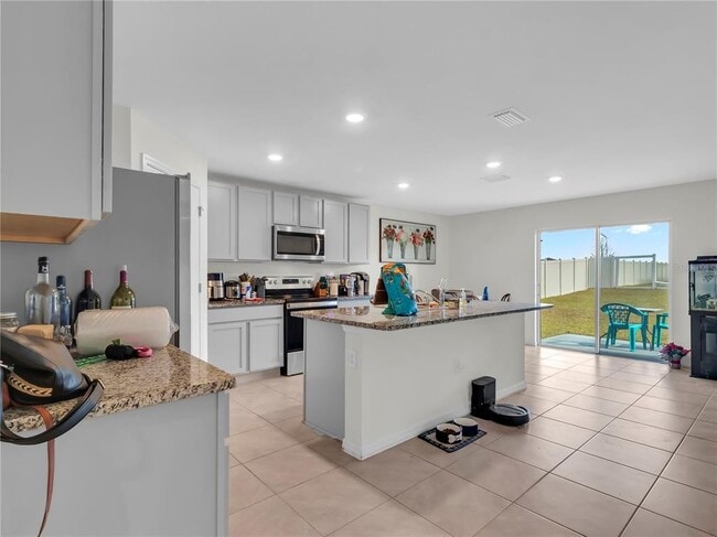 Building Photo - 16702 Carlton Pond St