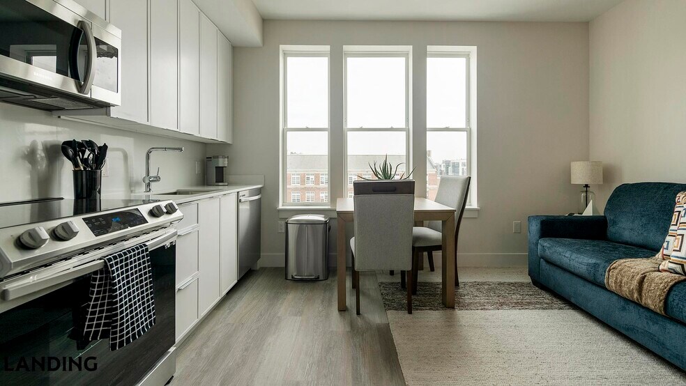 Building Photo - 2005 11th St NW