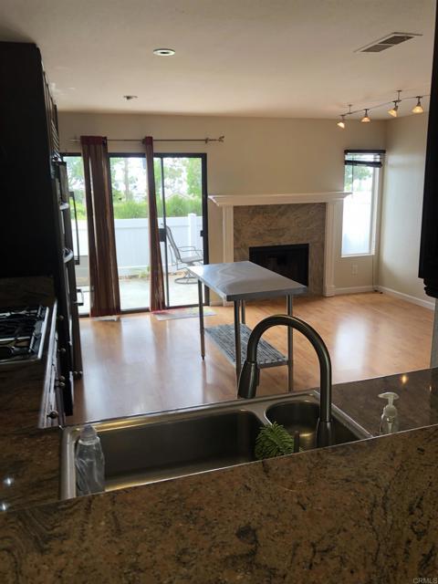Building Photo - 6895 Carnation Dr