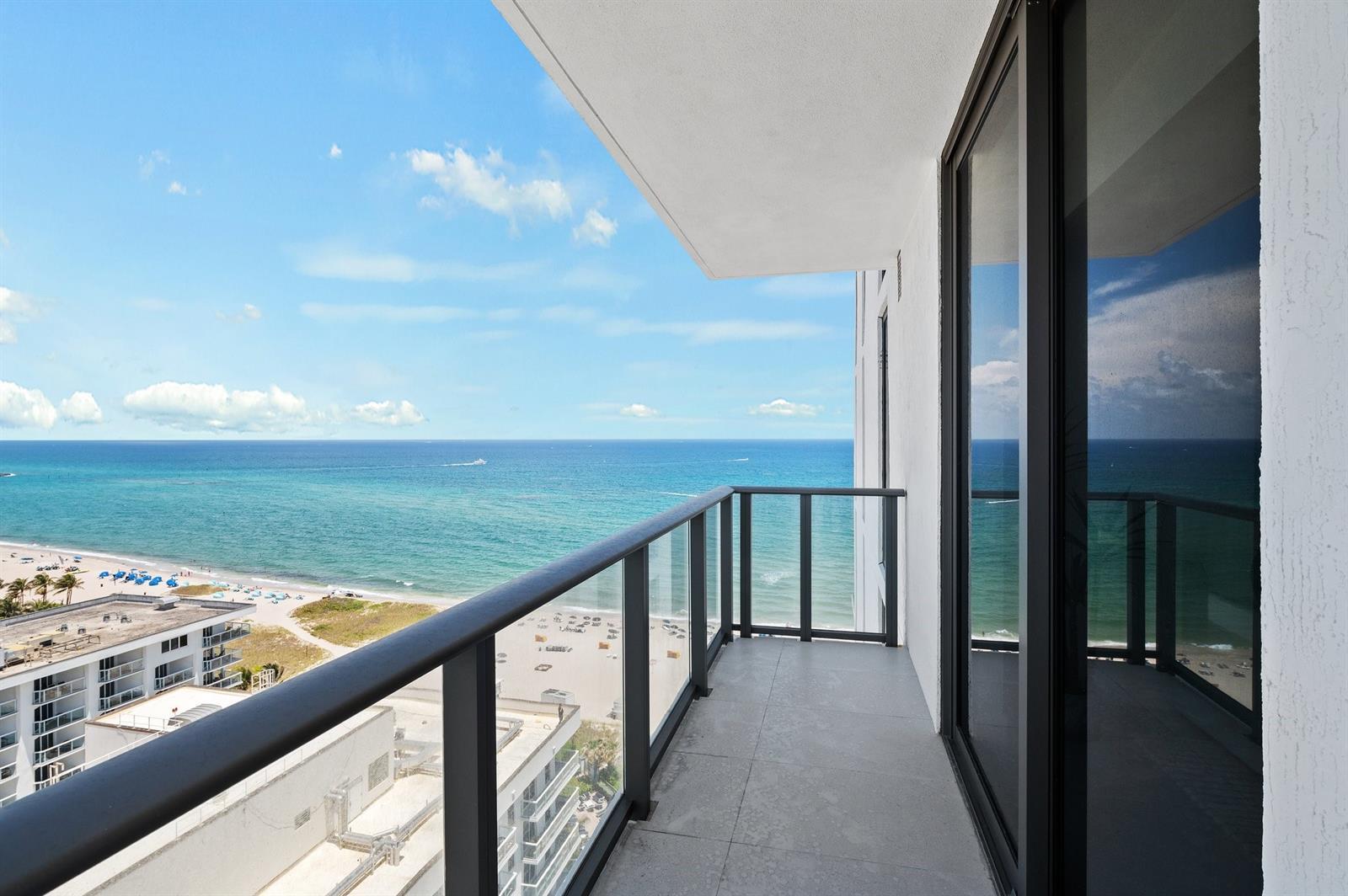 Building Photo - 1116 N Ocean Blvd