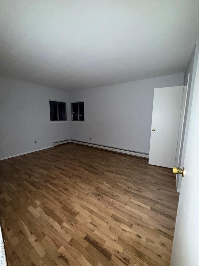 Building Photo - 227 N Walnut St