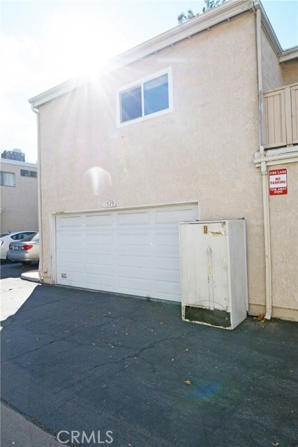 Building Photo - 1529 Elkwood St