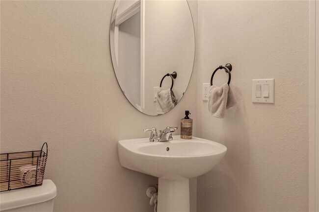 Building Photo - 5600 Keaton Springs Dr