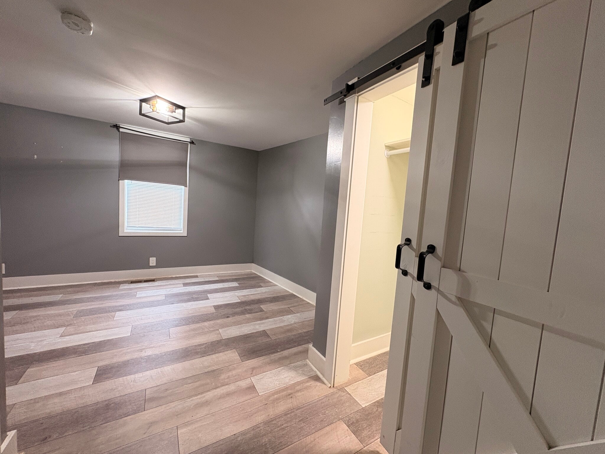 Building Photo - 104 Cottage Rd