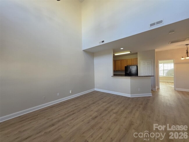 Building Photo - 10619 Trolley Run Dr