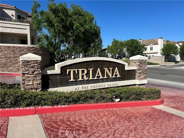 Primary Photo - 1030 Vista Del Cerro Dr