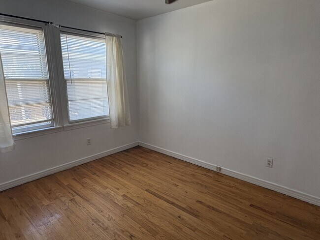 Building Photo - 3511 27th St