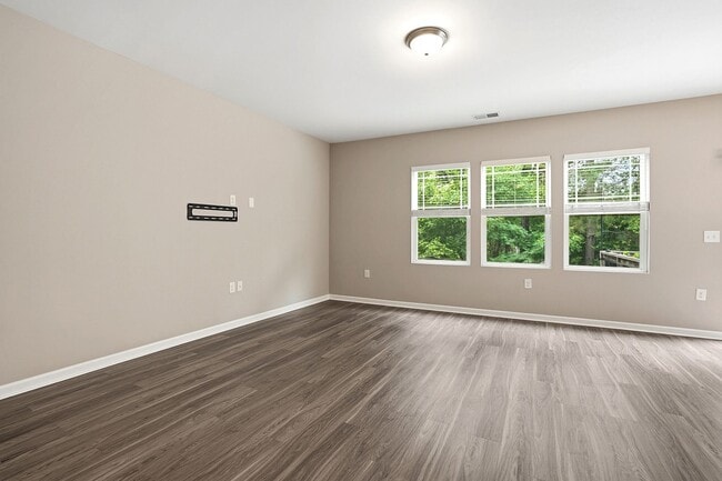 Building Photo - SPACIOUS AND BEAUTIFUL HOME IN MORRISVILLE-BRIER CREEK AREA