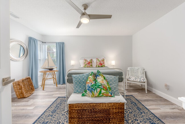 Building Photo - 1221 Ocean Dunes Cir