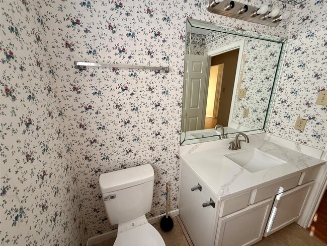 Building Photo - 1214 28th Ave N