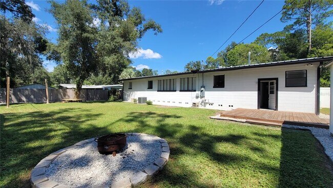 Building Photo - 620 NW 35th St