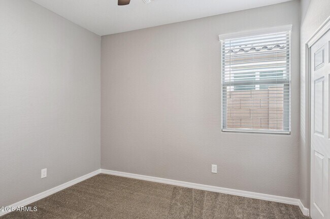 Building Photo - 1924 S 82nd Cir