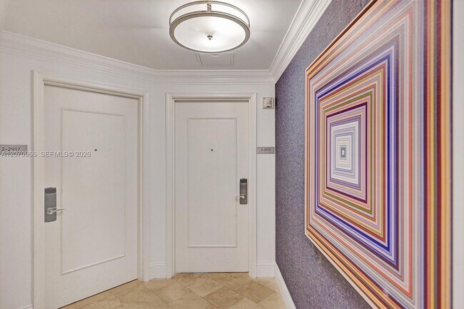 Building Photo - 4401 Collins Ave