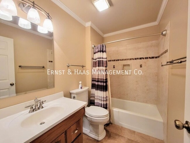 Building Photo - 12314 Ashworth Pl