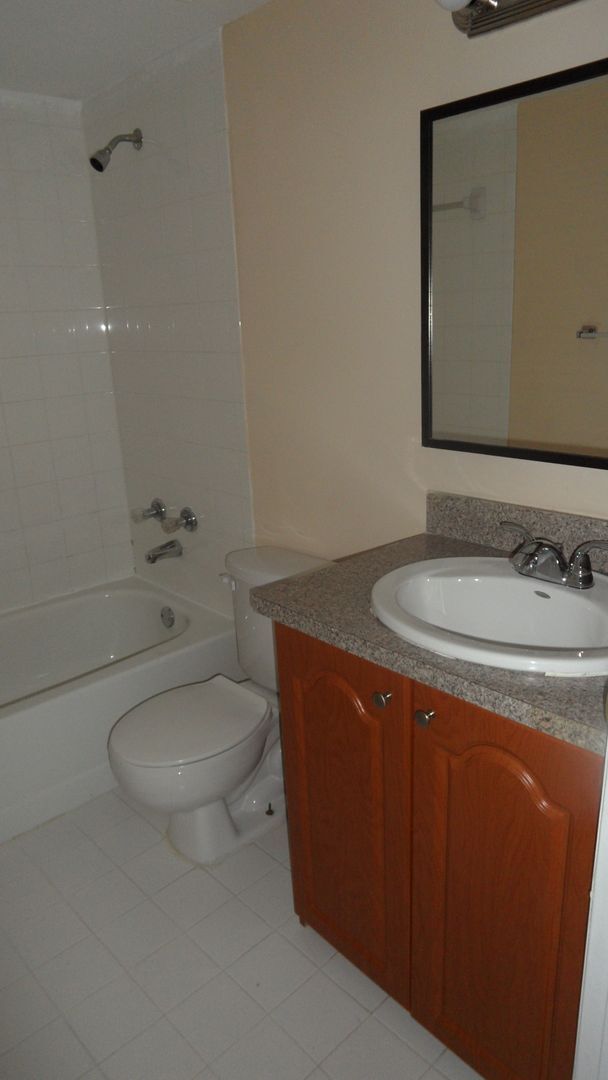 Building Photo - 10749 - Menkin LOJ 7-104 Condo