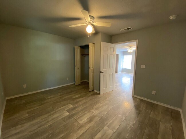 Building Photo - FALL INTO A NEW HOME WITH OUR MOVE-IN SPEC...