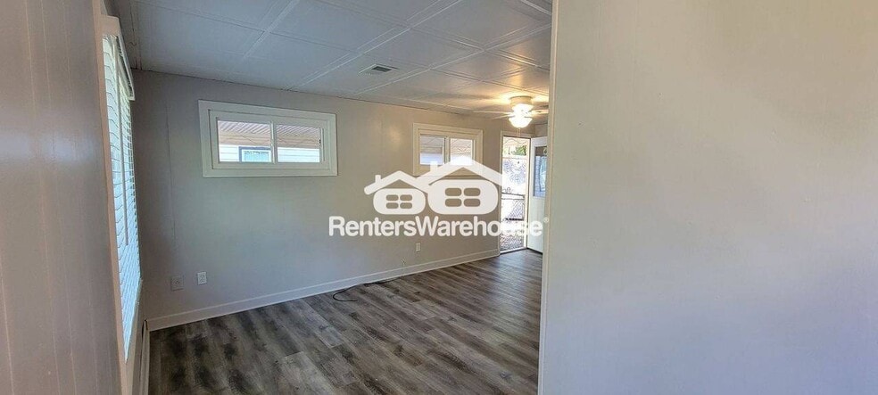 Building Photo - 2842 Marco Dr NW