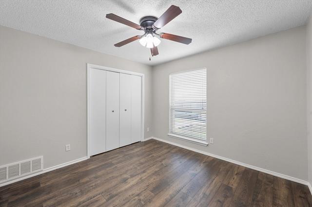 Building Photo - 1110 Fairhaven Dr