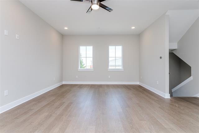 Building Photo - 202 S Village Way