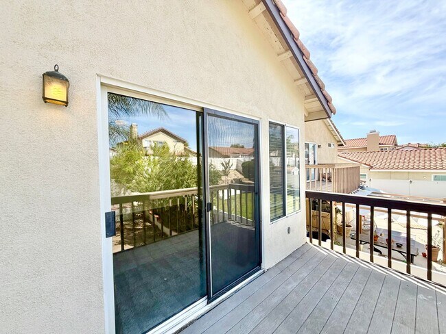 Building Photo - Spacious 5 Bedroom 3 Bathroom Home with Updated Paint, New Roof & Private Balcony