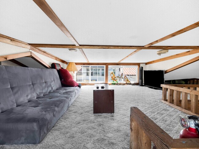 Building Photo - 1449 Suncrest St