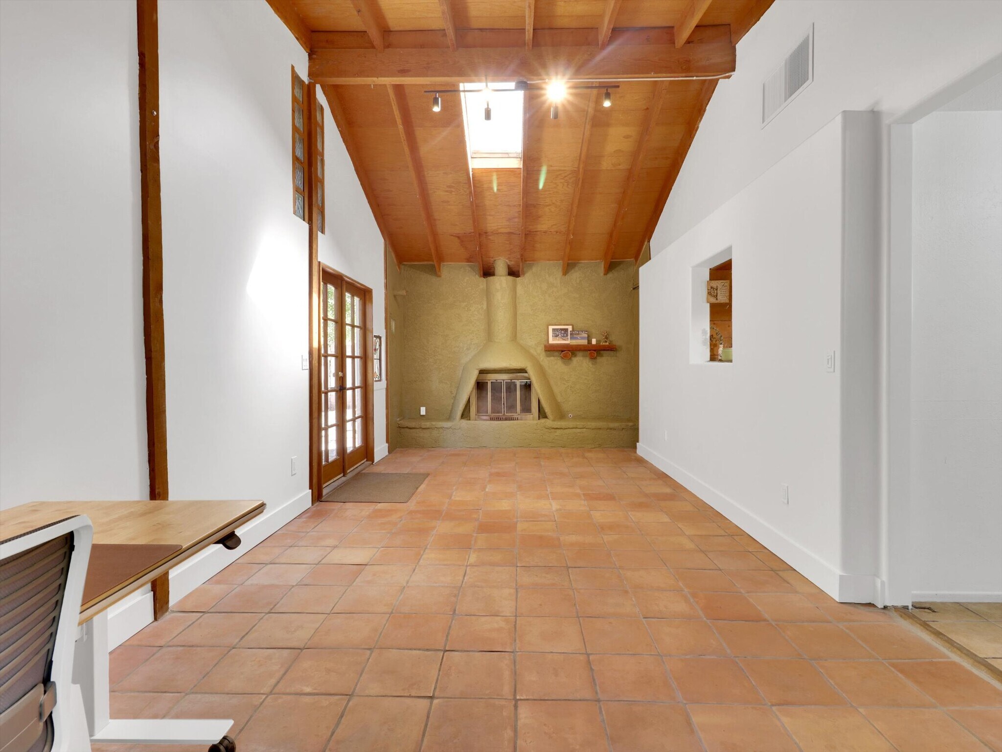 Building Photo - 1022 E Keim Dr