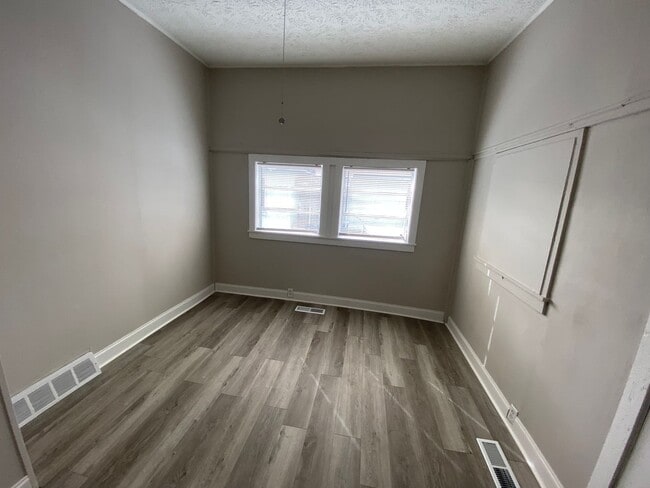 Building Photo - **ON HOLD** Columbus, GA 4 Bedroom / 2 Full Bathroom Home for Rent***