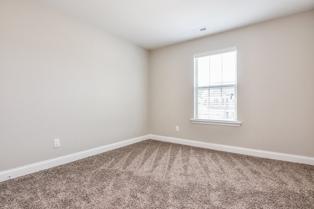 Building Photo - 128 Outwater Ridge Dr