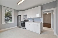 Building Photo - 1 Elizabeth Pl