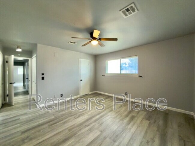 Building Photo - 3118 S 88th E Ave