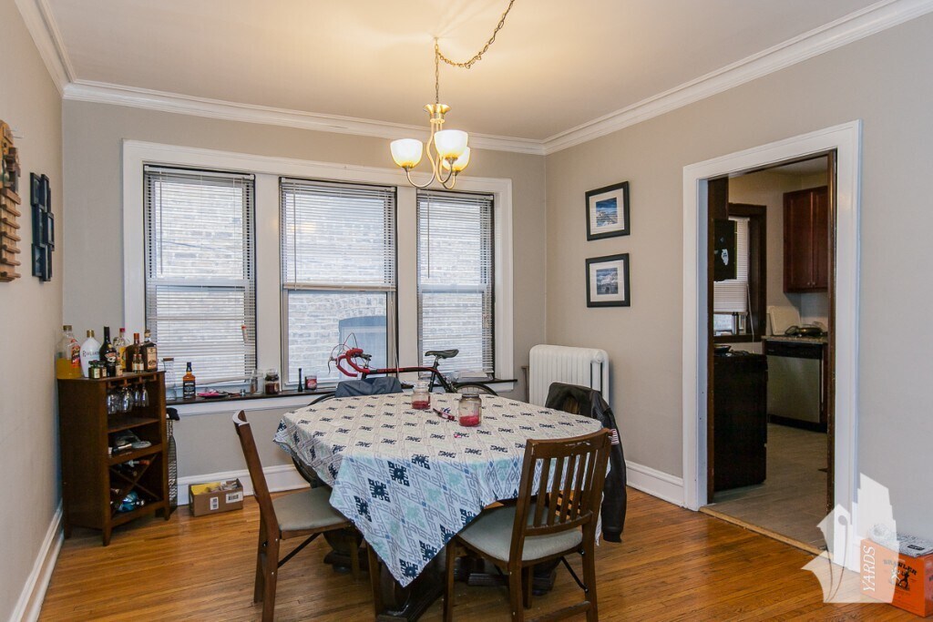 Building Photo - 3511 N Damen Ave