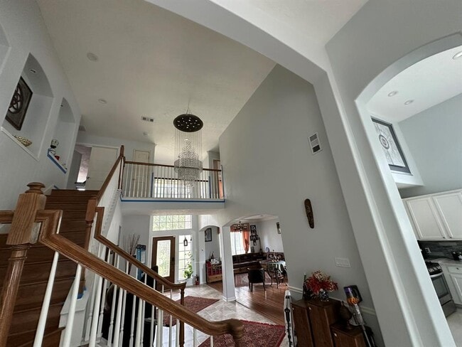 Building Photo - 23707 Hackberry Dr