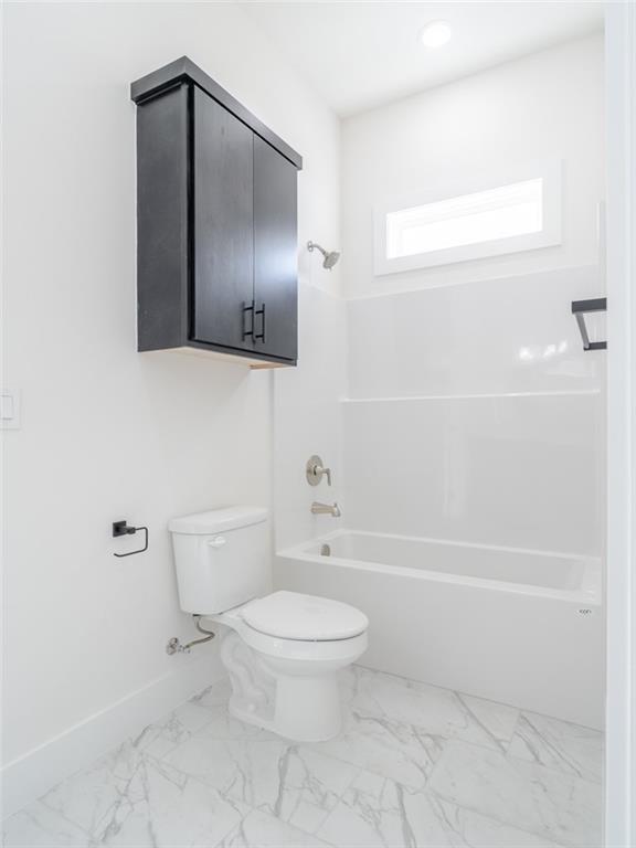 Building Photo - 311 Hedge Dr