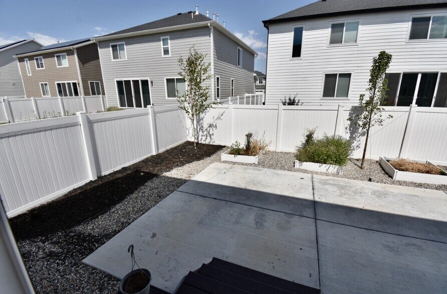 Building Photo - 968 Spruce Willow Wy