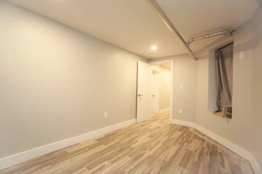 Building Photo - 510 Jackson Ave