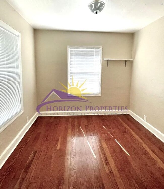 Building Photo - 1 Bed 1 Bath 500sq ft. Cottage in Colonial...